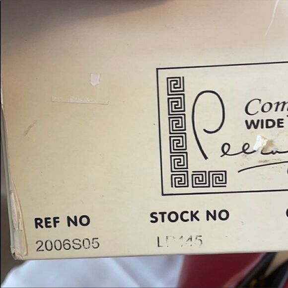 PEERAGE - COMFORTABLE LEATHER HEELS FROM PEERAGE. NEW - Picture 7 of 8